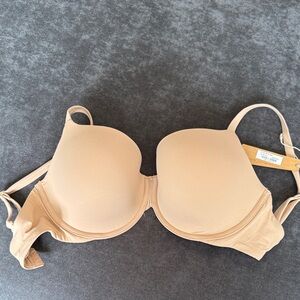 SKIMS Nude Clay Everyday Seamless T-Shirt Bra